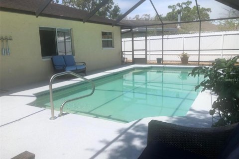 Villa ou maison à vendre à Pinellas Park, Floride: 4 chambres, 145.76 m2 № 1905903 - photo 17