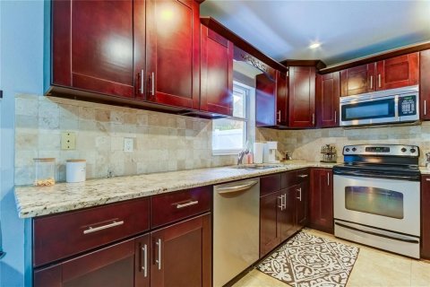 Villa ou maison à vendre à Pinellas Park, Floride: 4 chambres, 145.76 m2 № 1905903 - photo 7
