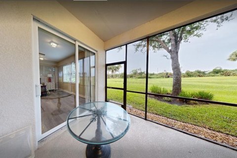 Copropriété à vendre à Punta Gorda, Floride: 3 chambres, 178.09 m2 № 2299791 - photo 17
