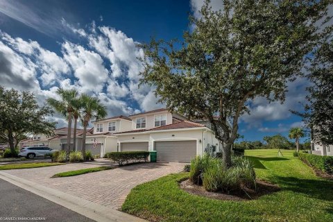Copropriété à vendre à Punta Gorda, Floride: 3 chambres, 178.09 m2 № 2299791 - photo 2