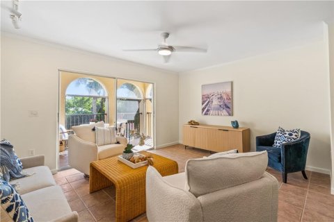 Condo in Vero Beach, Florida, 2 bedrooms  № 2402404 - photo 14
