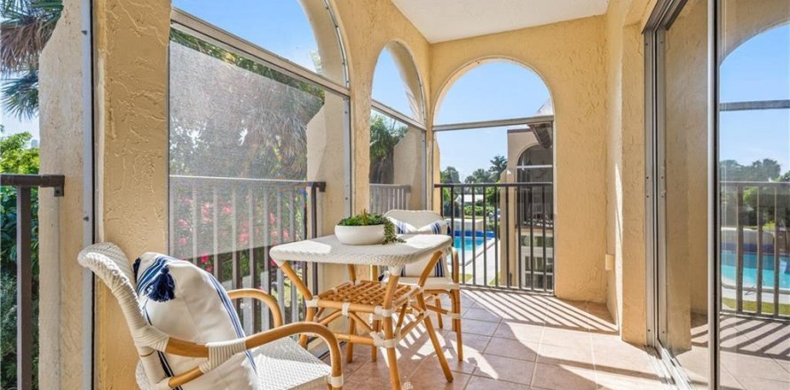 Condo in Vero Beach, Florida, 2 bedrooms  № 2402404