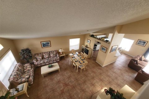 Villa ou maison à vendre à Kissimmee, Floride: 4 chambres, 207.17 m2 № 2299241 - photo 12