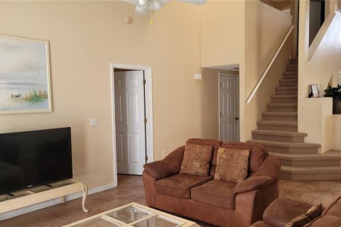 Villa ou maison à vendre à Kissimmee, Floride: 4 chambres, 207.17 m2 № 2299241 - photo 18