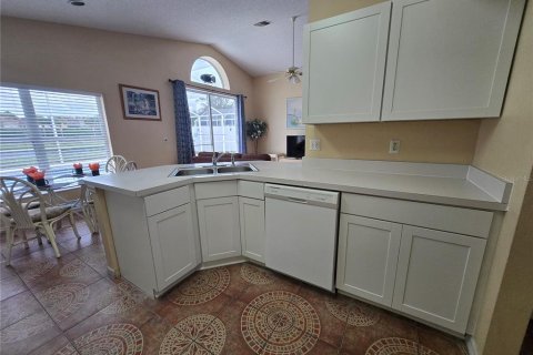 Villa ou maison à vendre à Kissimmee, Floride: 4 chambres, 207.17 m2 № 2299241 - photo 7