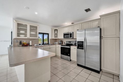 Купить виллу или дом в Уэстон, Флорида 4 спальни, 222.59м2, № 2019841 - фото 21