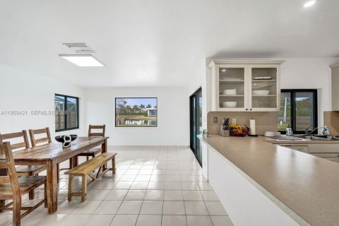 Купить виллу или дом в Уэстон, Флорида 4 спальни, 222.59м2, № 2019841 - фото 29