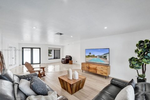 Купить виллу или дом в Уэстон, Флорида 4 спальни, 222.59м2, № 2019841 - фото 16