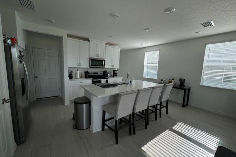 Adosado en alquiler en Clermont, Florida, 3 dormitorios, 145.02 m2 № 1904594 - foto 3