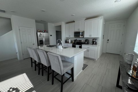 Adosado en alquiler en Clermont, Florida, 3 dormitorios, 145.02 m2 № 1904594 - foto 4