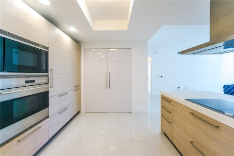 Condominio en venta en North Miami Beach, Florida, 2 dormitorios, 154.87 m2 № 2089249 - foto 18