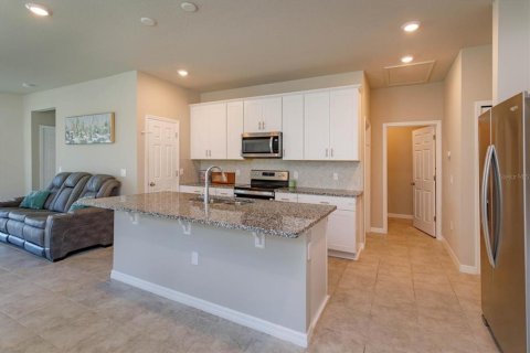 House in Clermont, Florida 3 bedrooms, 139.54 sq.m. № 1625523 - photo 9