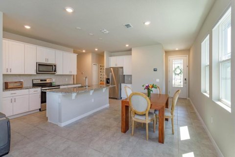 House in Clermont, Florida 3 bedrooms, 139.54 sq.m. № 1625523 - photo 4