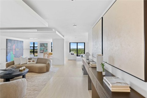 Condo in Miami Beach, Florida, 5 bedrooms  № 1971331 - photo 28