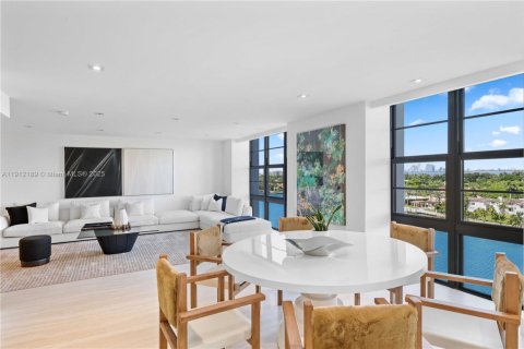 Condo in Miami Beach, Florida, 5 bedrooms  № 1971331 - photo 6