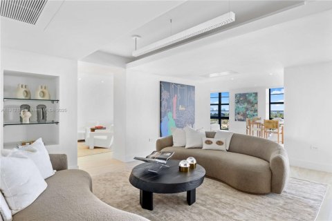 Condo in Miami Beach, Florida, 5 bedrooms  № 1971331 - photo 26