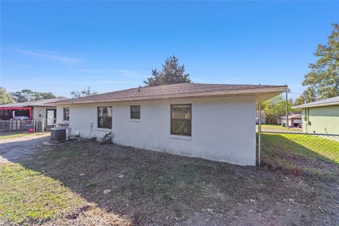 House in Ocala, Florida 3 bedrooms, 106.28 sq.m. № 1442173 - photo 26