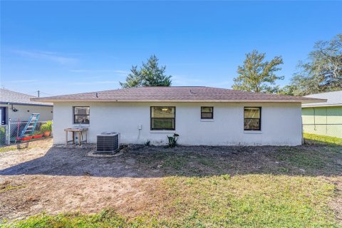 House in Ocala, Florida 3 bedrooms, 106.28 sq.m. № 1442173 - photo 25
