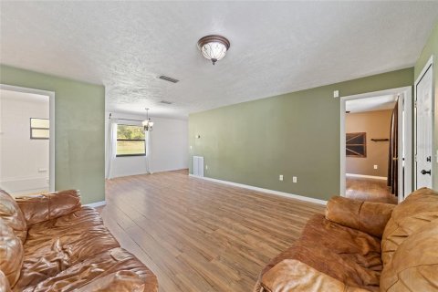 House in Ocala, Florida 3 bedrooms, 106.28 sq.m. № 1442173 - photo 8