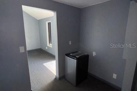 Commercial property in New Smyrna Beach, Florida № 1901687 - photo 4