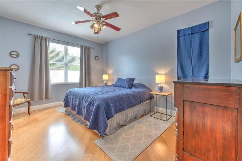 Casa en venta en Brandon, Florida, 3 dormitorios, 161.37 m2 № 1901963 - foto 18