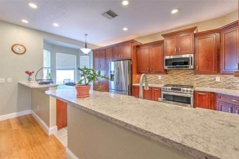 Casa en venta en Brandon, Florida, 3 dormitorios, 161.37 m2 № 1901963 - foto 13