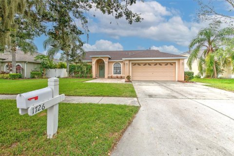 Casa en venta en Brandon, Florida, 3 dormitorios, 161.37 m2 № 1901963 - foto 2