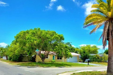 Casa en Holiday, Florida 2 dormitorios, 94.76 m2 № 2202185