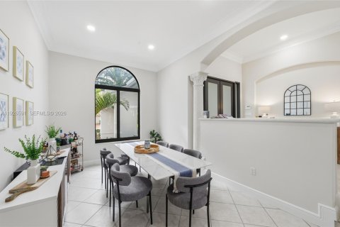 Casa en venta en Miami, Florida, 6 dormitorios № 1986482 - foto 13