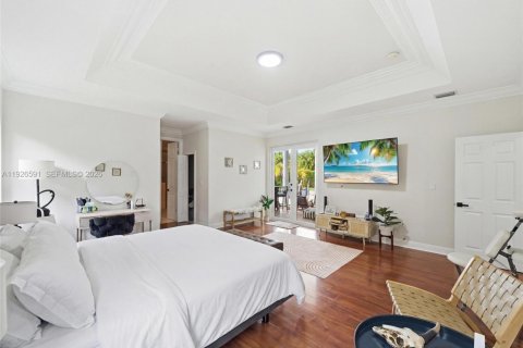 Casa en venta en Miami, Florida, 6 dormitorios № 1986482 - foto 14