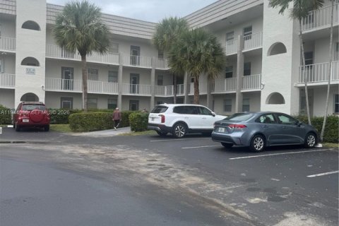 Copropriété à louer à Sunrise, Floride: 2 chambres, 78.97 m2 № 2001139 - photo 8