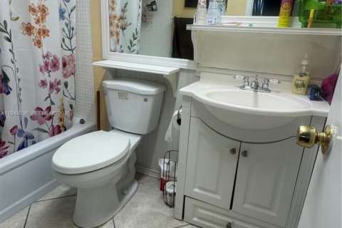 Copropriété à louer à Sunrise, Floride: 2 chambres, 78.97 m2 № 2001139 - photo 3