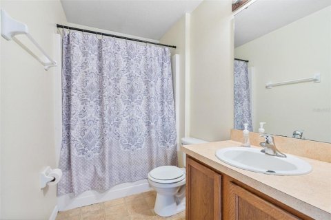 House in Kissimmee, Florida 3 bedrooms, 165.83 sq.m. № 1851148 - photo 15