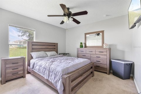 House in Kissimmee, Florida 3 bedrooms, 165.83 sq.m. № 1851148 - photo 18