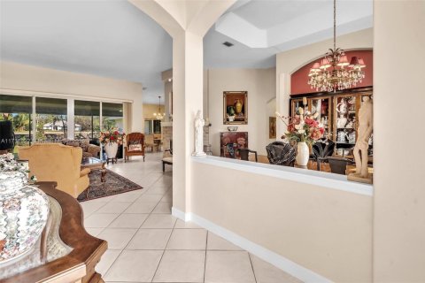 House in Loxahatchee Groves, Florida 4 bedrooms, 289.3 sq.m. № 1811624 - photo 15