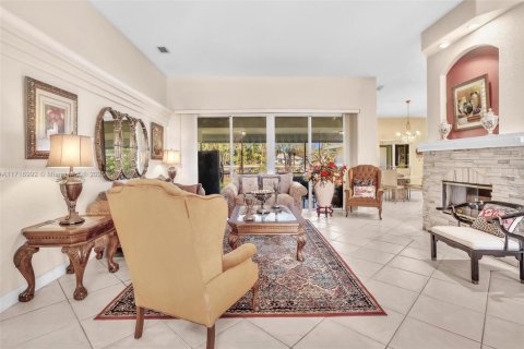 House in Loxahatchee Groves, Florida 4 bedrooms, 289.3 sq.m. № 1811624 - photo 10