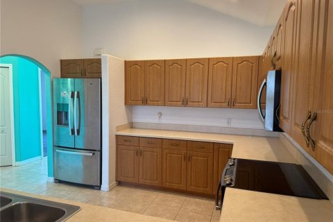 Condo in Rotonda, Florida, 3 bedrooms  № 1687511 - photo 13