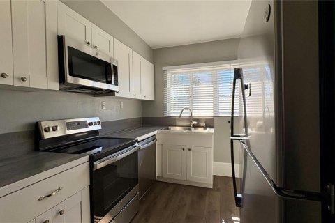 Copropriété à vendre à Daytona Beach, Floride: 2 chambres, 69.68 m2 № 2097683 - photo 6