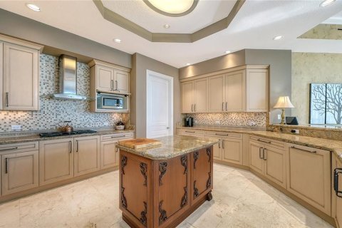 Condo in Sarasota, Florida, 4 bedrooms  № 2425651 - photo 20