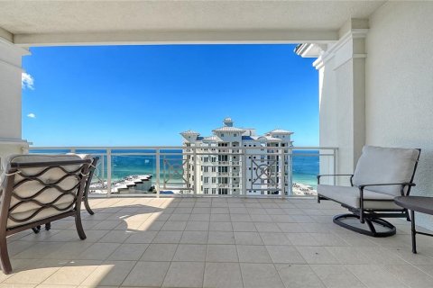 Condo in Sarasota, Florida, 4 bedrooms  № 2425651 - photo 12
