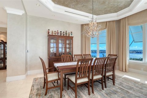 Condo in Sarasota, Florida, 4 bedrooms  № 2425651 - photo 16
