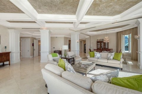 Condo in Sarasota, Florida, 4 bedrooms  № 2425651 - photo 7