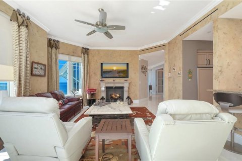 Condo in Sarasota, Florida, 4 bedrooms  № 2425651 - photo 25