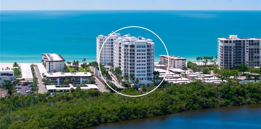 Condo in Sarasota, Florida, 4 bedrooms  № 2425651
