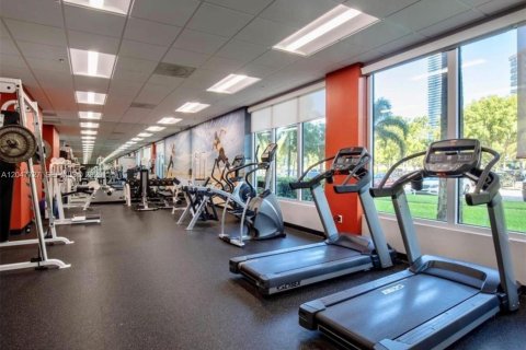 Condo in Sunny Isles Beach, Florida, 2 bedrooms  № 2283245 - photo 23