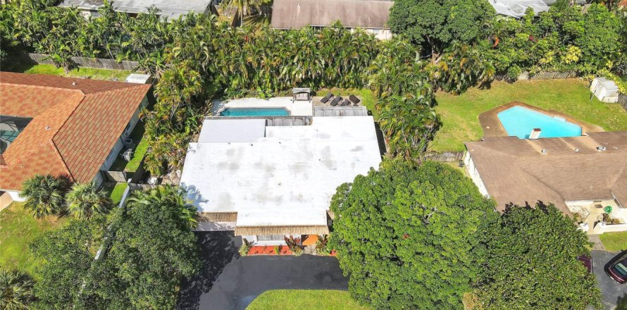 Villa ou maison à Plantation, Floride 4 chambres, 239.22 m2 № 1179401