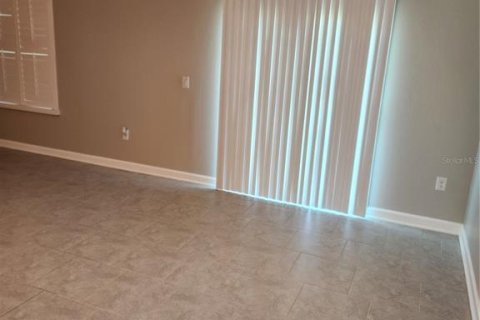House in Haines City, Florida 3 bedrooms, 144.46 sq.m. № 1614586 - photo 13