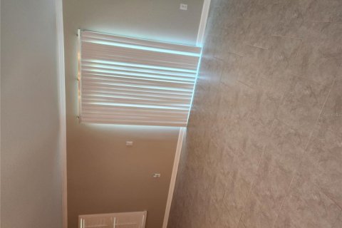 House in Haines City, Florida 3 bedrooms, 144.46 sq.m. № 1614586 - photo 7