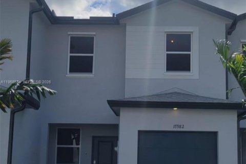 Таунхаус в Хомстед, Флорида 3 спальни, 130.99м2 № 2031601