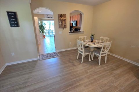 Townhouse in Spring Hill, Florida 2 bedrooms, 114.83 sq.m. № 2383889 - photo 8